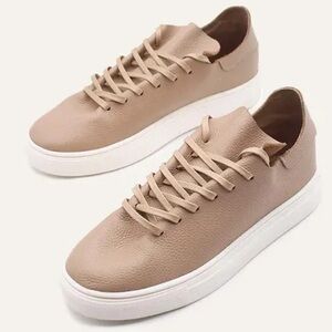 Kaanas Corum Leather Sneakers - Worn Once